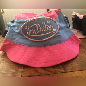 NWOT Von Dutch Logo Bucket Hat in Pink and Light Blue (Kids sizing)